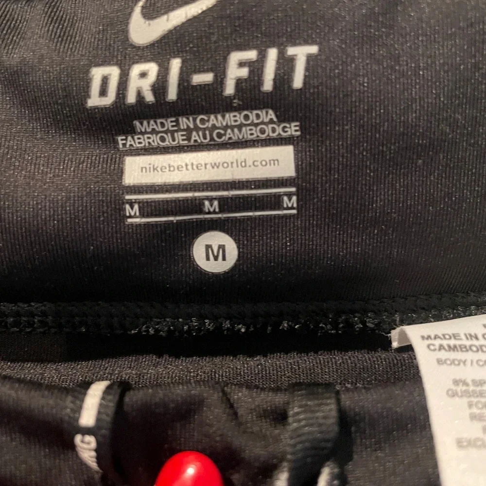 Nike Women’s running leggings - Picture 3 of 4